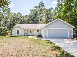 1015 Chickasaw Dr, Montgomery, TX 77316