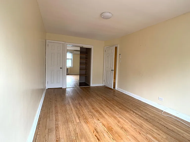 2313 Tenbroeck Ave #1 — Photo 3