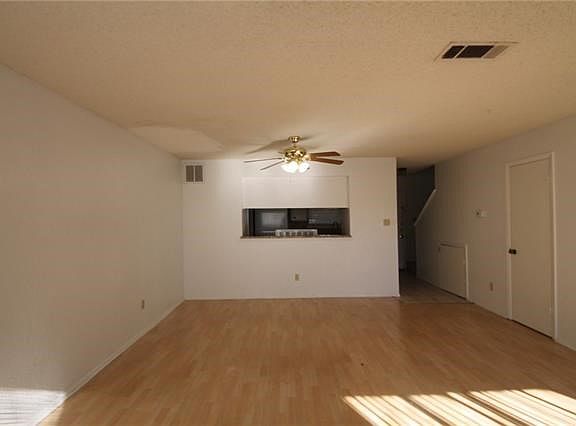3rd image of 3619 N Hills Dr APT D