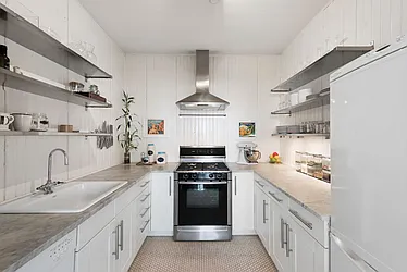 Rented by Nest Seekers International