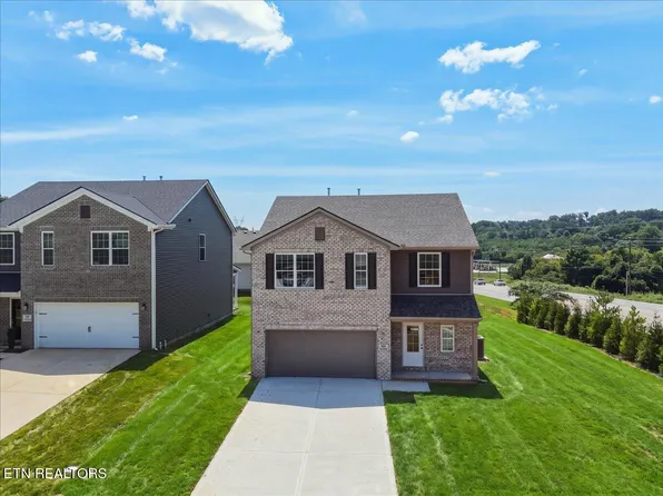 105 Clover Meadow Ln, Maryville, TN 37801