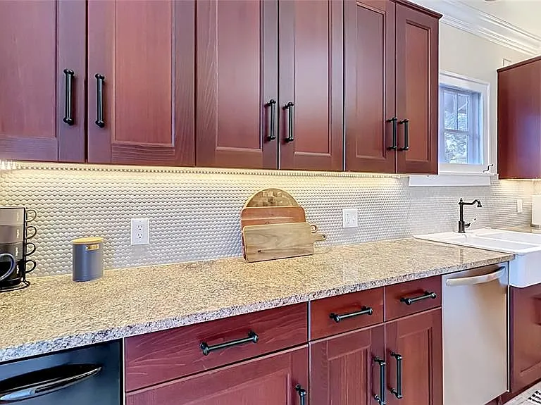 1620 Park Lake St — Photo 20