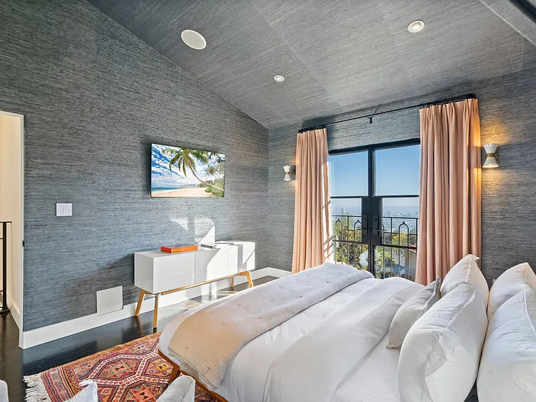 A comfortable retreat with designer finishes and entertainment at your fingertips.