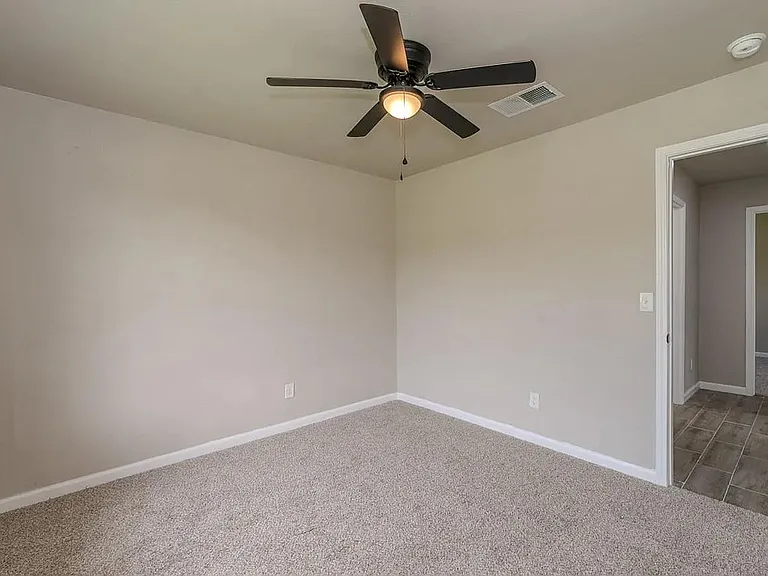 3828 Anderson Villa — Photo 7