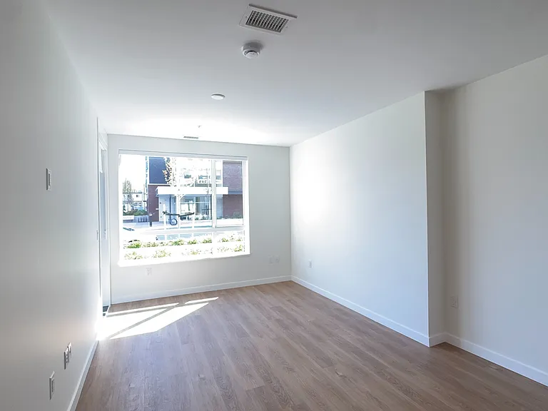 3100 272nd St #102 — Photo 6