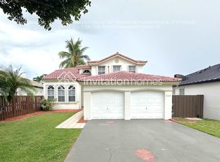 16276 SW 83rd St, Miami, FL 33193