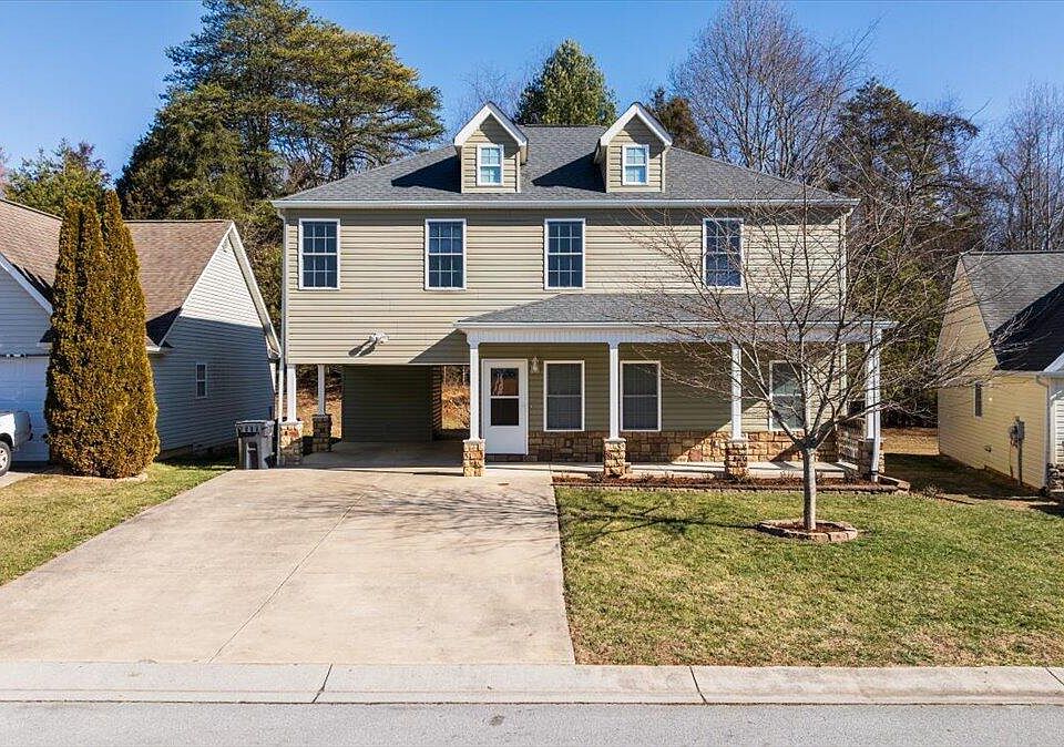1st image of 234 Bradford Ln