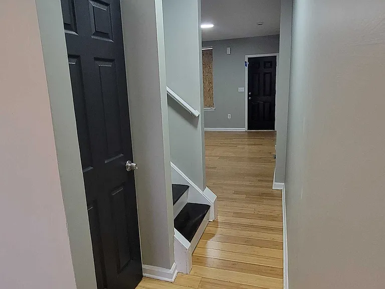 1611 N Durham St — Photo 5