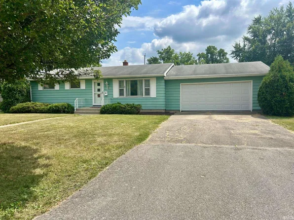 2493 Boardwalk Cir, Fort Wayne, IN 46809