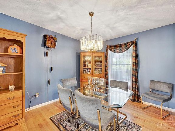 5th image of 7754 Joan Dr