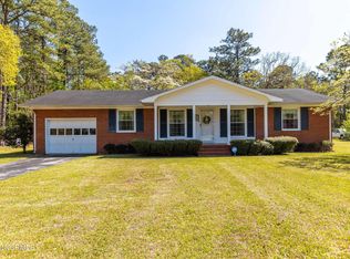 3307 Country Club Rd, Morehead City, NC 28557