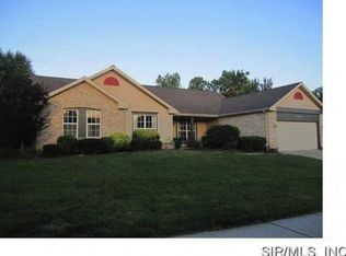 1014 Hawthorne Pl, O'Fallon, IL 62269