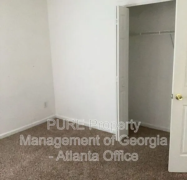 909 Michael Lee Way — Photo 15