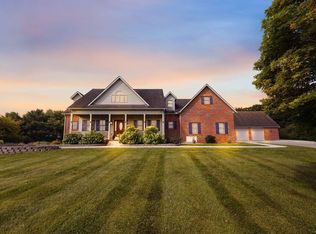 56 Misty Meadows Dr, Newark, OH 43056
