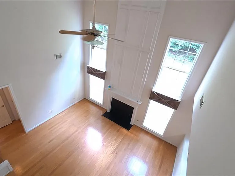 135 Friars Head Dr — Photo 16