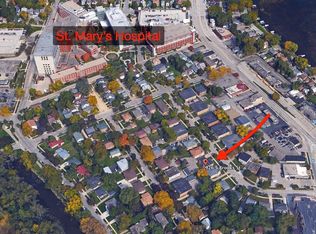 926 S Brooks St, Madison, WI 53715