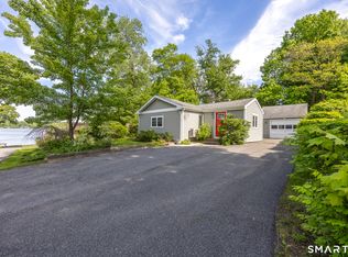 18 Willow Lane, Morris, CT 06763