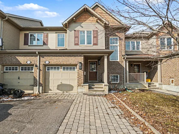 2733 Grand Canal St, Ottawa, ON K2J 0T1