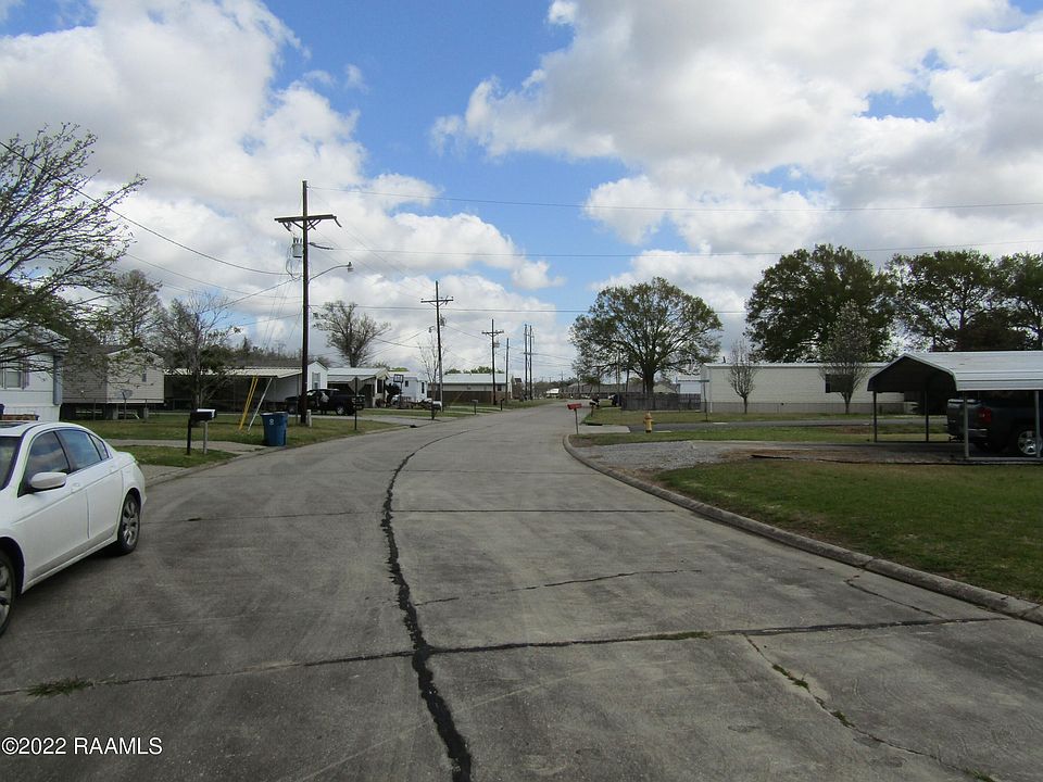 2nd image of Southport Blvd