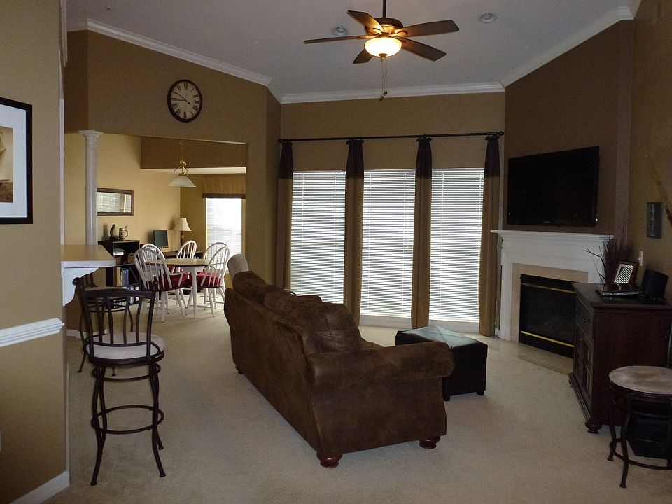 1st image of 1110 Spalding Dr Unit M