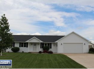 N9564 Cumberland Dr, APPLETON, WI 54915