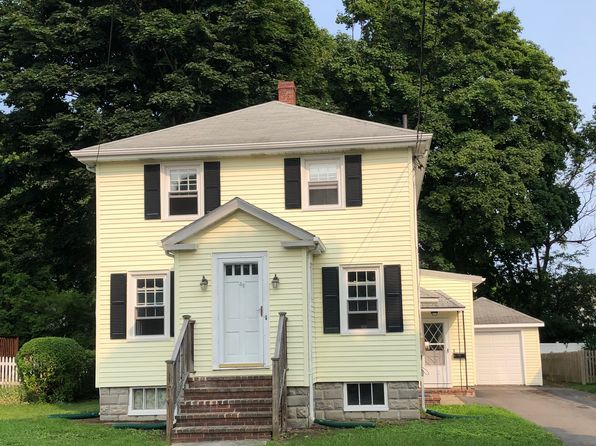 32 Strathmore Rd