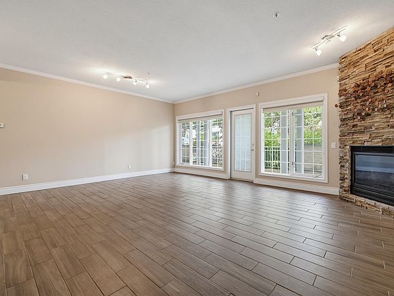 4th image of 11650 79th Ave NW #108
