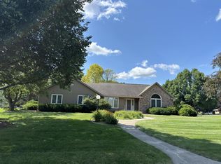 2460 Sheraton Rd, Brookfield, WI 53005