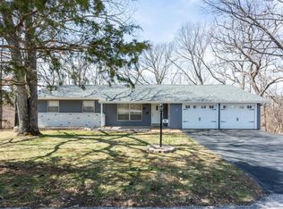 42 Ozark Ln, Arnold, MO 63010
