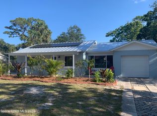 275 Coral Dr, Melbourne, FL 32935