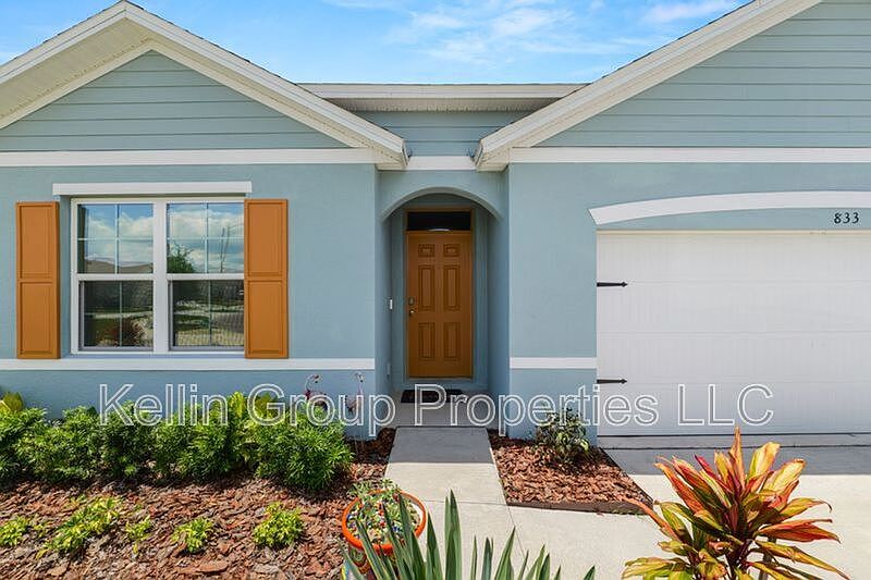 1st image of 833 Ambleside Dr