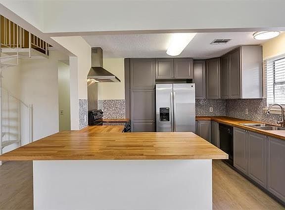 5th image of 30 Cypress Grove Ct APT 20