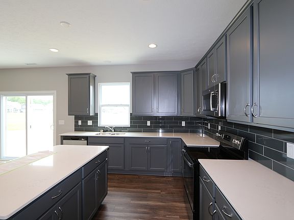 2nd image of 6773 Highland Way