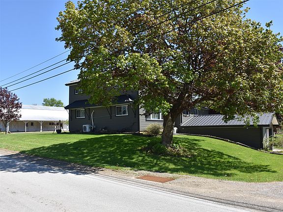 5th image of 1334 Cochranton Rd