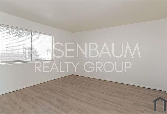 5th image of 3028 N Castro Ave #1