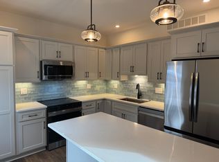 16551 P Rd, Gravois Mills, MO 65037