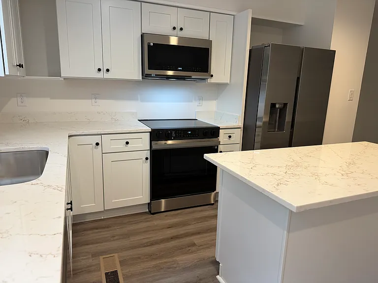 107 Weatherstone Dr #B — Photo 7