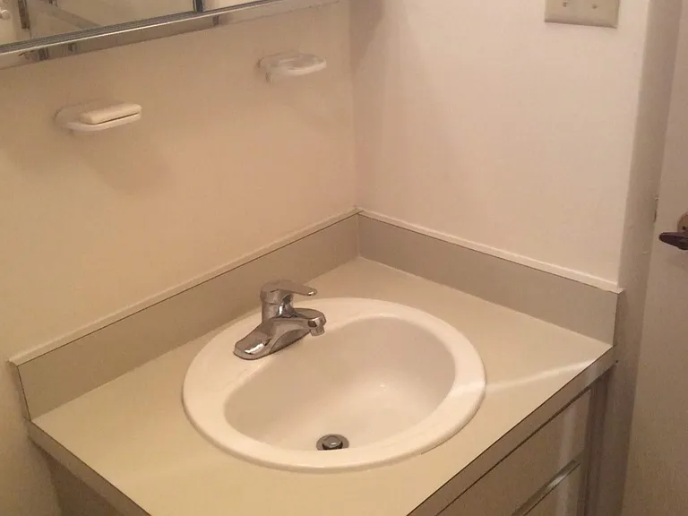 162 Gramercy Ct #C — Photo 6