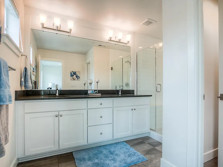 23804 SE 45th Pl — Photo 12