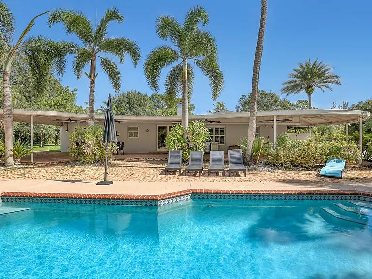 10780 Anderson Ln — Photo 48