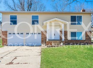 1333 Nutmeg Dr, Saint Charles, MO
