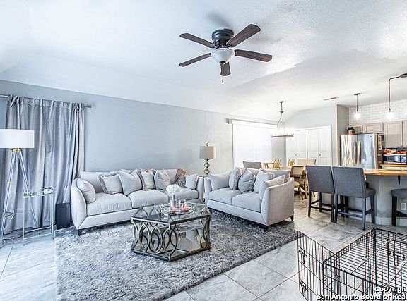 3rd image of 14 Pembroke Pl