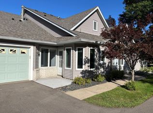 2548 Sumac Rdg, White Bear Lake, MN 55110