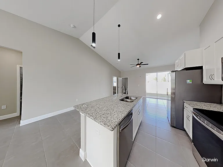 309 Fern Ct — Photo 6