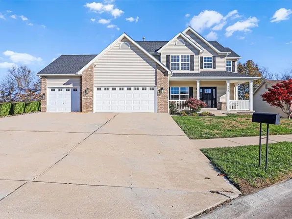 222 Red Leaf Way, Wright City, MO 63390