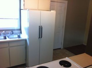 555 N River Rd APT 27, Cottage Grove, OR