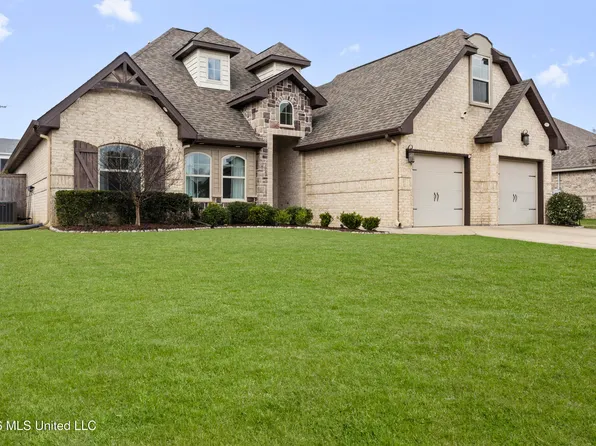 10415 E Landon Green Cir, Gulfport, MS 39503