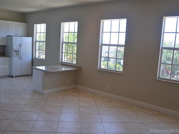 4th image of 6833 Lakeside Cir N #108-1