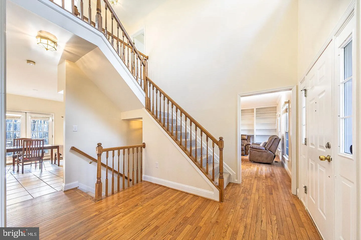 5 bed, 2.5 bath, 2778 sqft, $4,000 — Photo 4