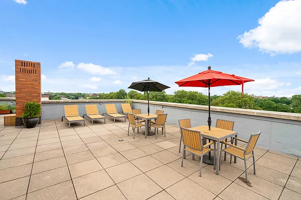Sold by Avenue Sotheby's International Realty | media 12